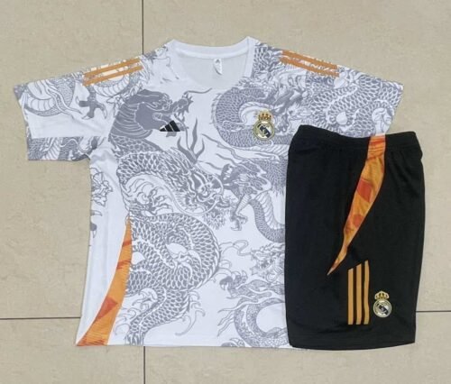 CONJUNTO CORTO REAL MADRID ENTRENAMIENTO II 24/25 HOMBRE - ZonaCamisetas