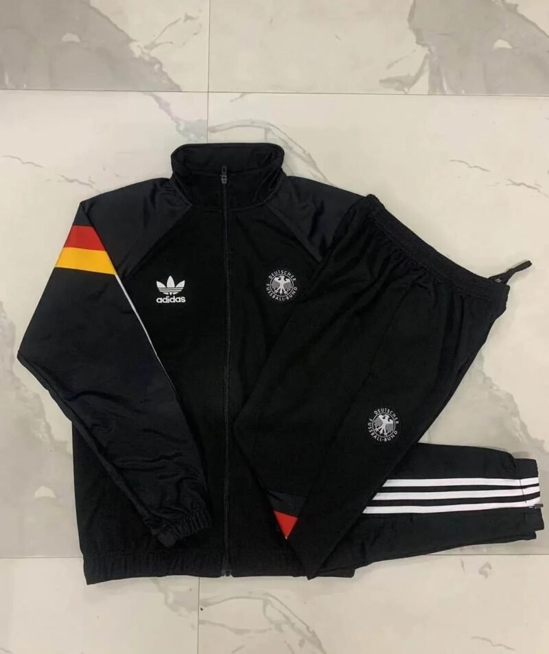 CONJUNTO LARGO ALEMANIA Il 24/25 HOMBRE - Zona Camisetas