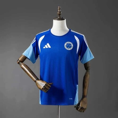 f1eb8119_7162cc0c-d749-4ce2-acbf-e7da46fda041 CAMISETA CRUZEIRO l 26/27 ENTRENAMIENTO HOMBRE (VERSIÓN FAN) - Zona Camisetas