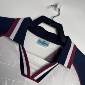 CAMISETA WEST HAM IRON MAIDEN 1999 HOMBRE (RETRO) - Zona Camisetas